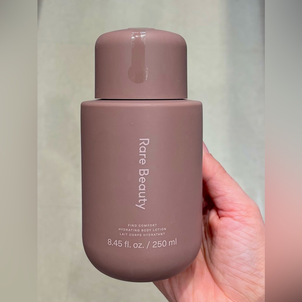 Rare Beauty Hydrating Body Lotion - Find Comfort -Brand New And Sealed